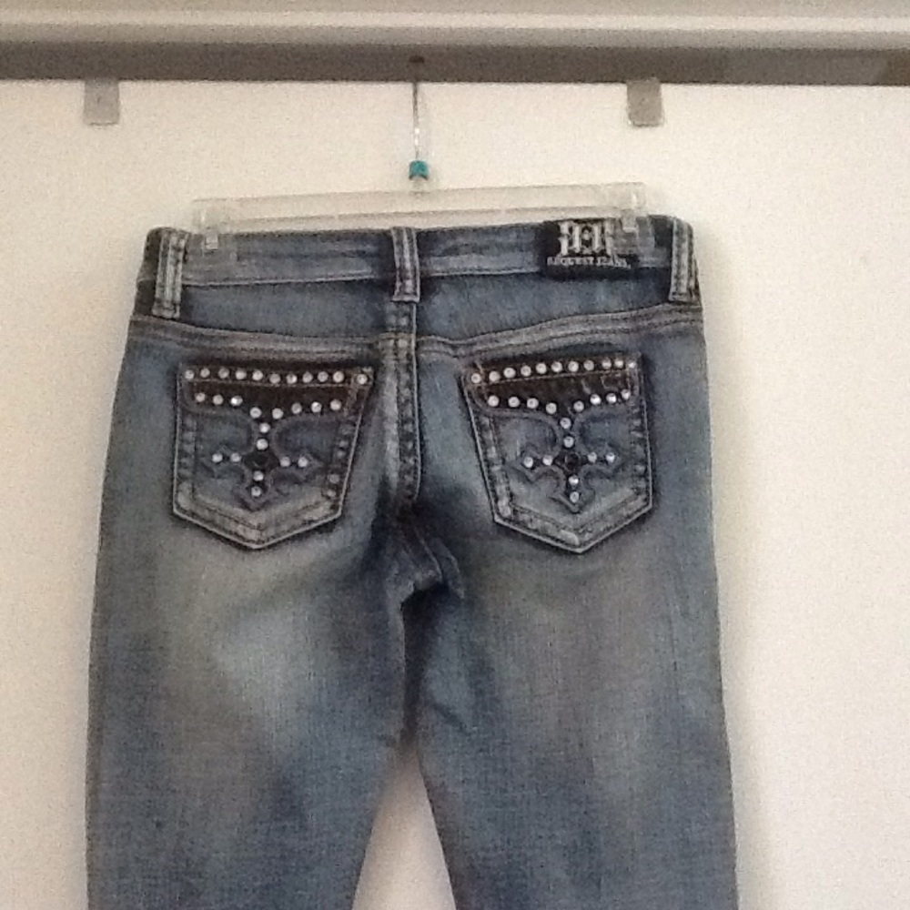 Request distressed decorated blue jeans pants - Picture 5 of 10